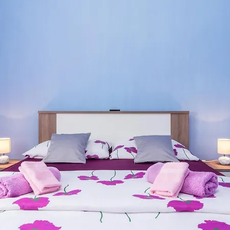 Kuca Za Odmor Villa Grace 3* Gljuscici