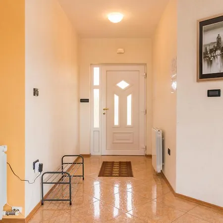 Gasthuis Kuca Za Odmor Villa Grace